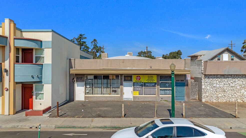 617 N Fulton St, Fresno, CA for sale - Building Photo - Image 2 of 9