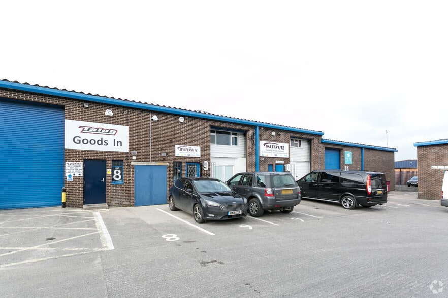 11 Sea King Rd, Yeovil à louer - Photo du bâtiment - Image 3 de 9