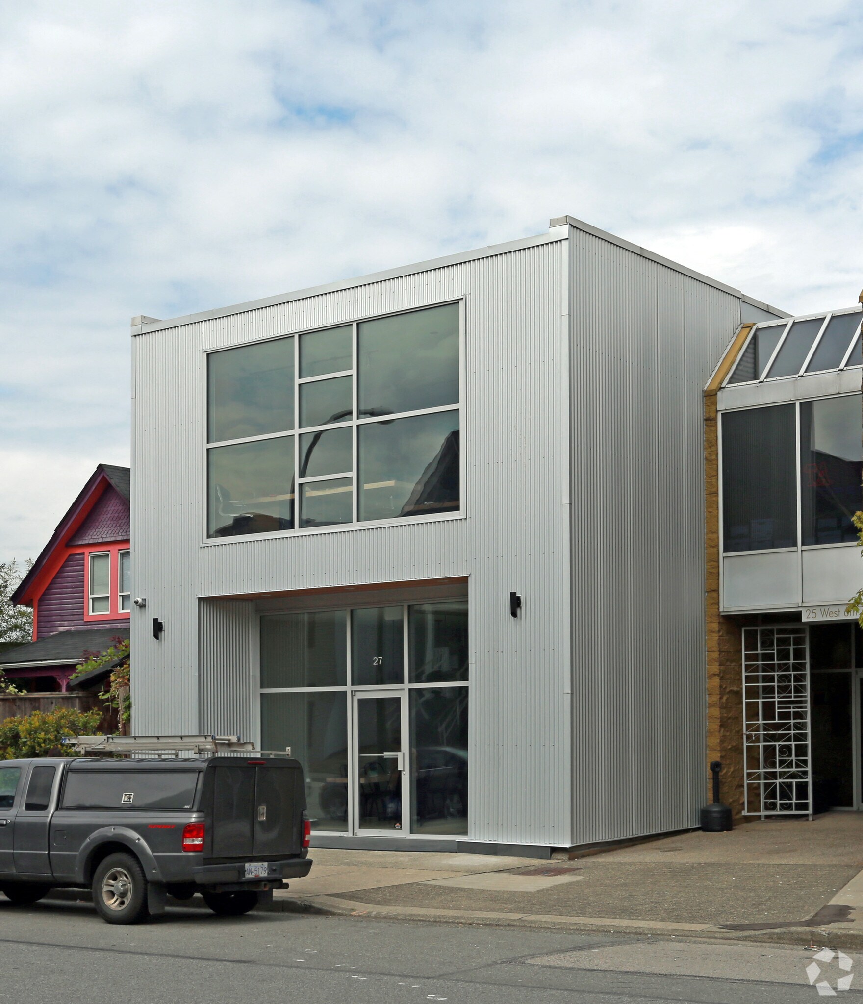 27 W 6th Ave, Vancouver, BC à vendre Photo principale- Image 1 de 1