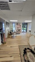 210 Dahlonega Hwy, Cumming, GA for lease Interior Photo- Image 1 of 7