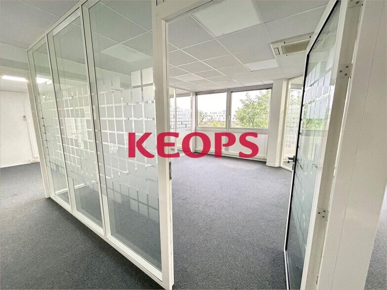 2 Ter Rue Marcel Doret, Blagnac for lease - Interior Photo - Image 3 of 12