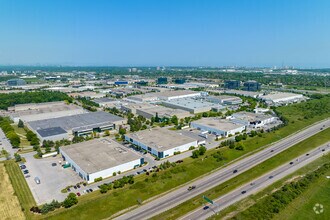 2823 Bristol Cir, Oakville, ON - Aerial  map view