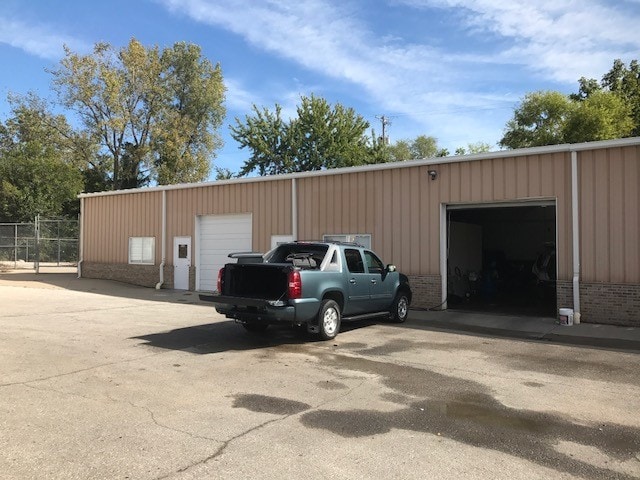 2309 W 40 Hwy, Blue Springs, MO à louer - Photo du bâtiment - Image 2 de 7