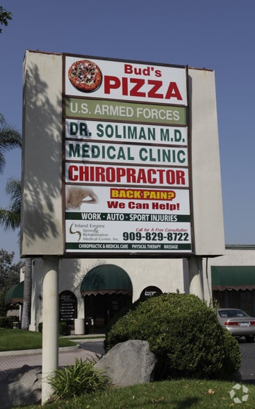 9673 Sierra Ave, Fontana, CA for lease - Building Photo - Image 2 of 4