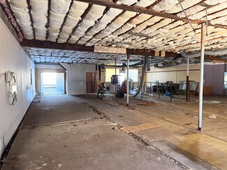 Plus de détails pour 510 Main St, Woburn, MA - Commerce de détail à louer