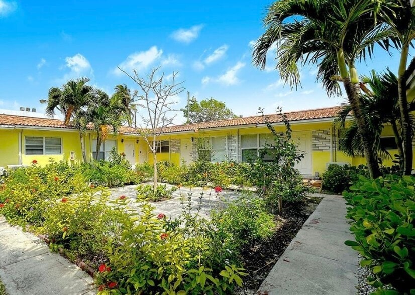 1125 NE 80th St, Miami, FL for sale - Building Photo - Image 2 of 24