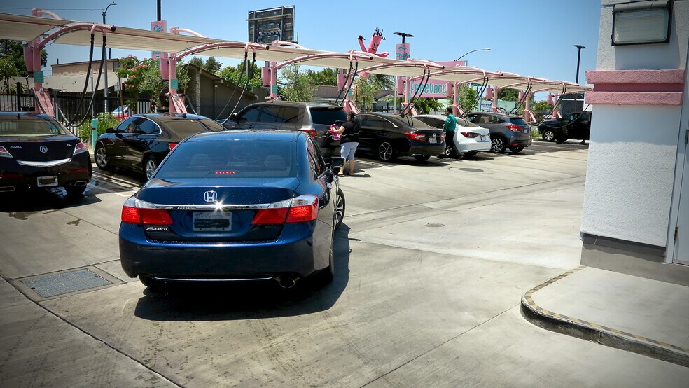 4119 E Compton Blvd, Compton, CA for sale - Building Photo - Image 3 of 21