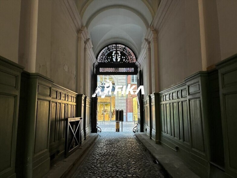 9 Rue Saint Antoine Du T, Toulouse à louer - Photo du bâtiment - Image 3 de 6