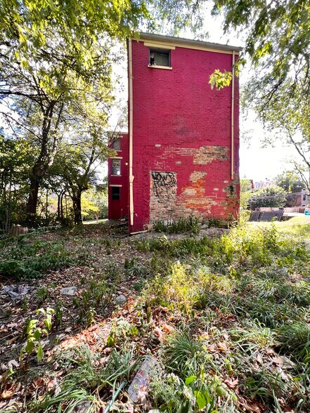 422 W McMicken Ave, Cincinnati, OH à vendre - Photo du bâtiment - Image 2 de 28