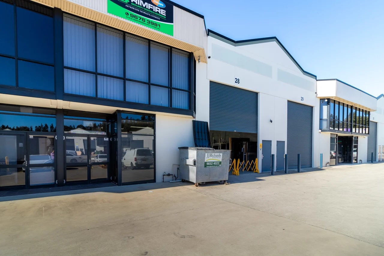 70 Holbeche Rd, ARNDELL PARK for lease Building Photo- Image 1 of 5