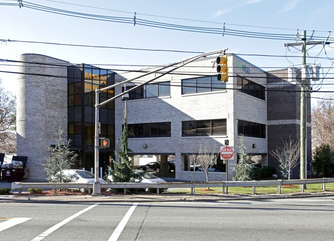 Plus de détails pour 784 Grand Ave, Ridgefield, NJ - Médical à louer