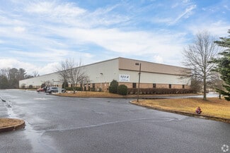 Plus de détails pour 323 Fairfield Rd, Freehold, NJ - Industriel à louer