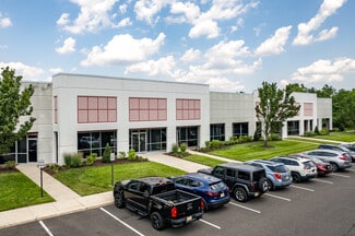 Plus de détails pour 5 Terri Ln, Burlington, NJ - Industriel à louer