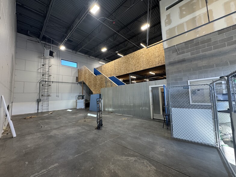 6327 W Crimson View Dr, South Jordan, UT for sale - Building Photo - Image 3 of 15