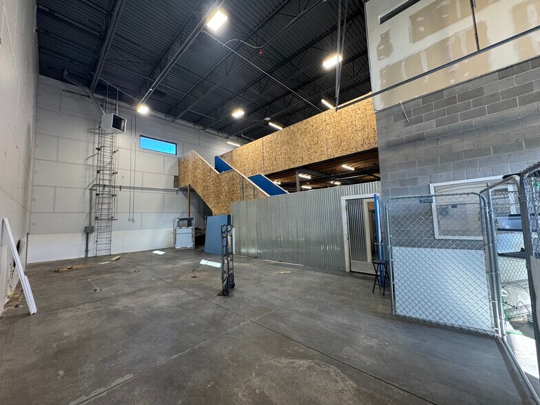 6327 W Crimson View Dr, South Jordan, UT à vendre - Photo du bâtiment - Image 3 de 15