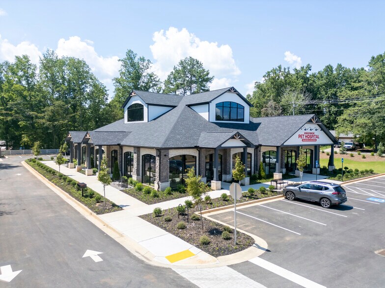 2610 Buford Highway, Cumming, GA à louer - Photo du bâtiment - Image 2 de 9