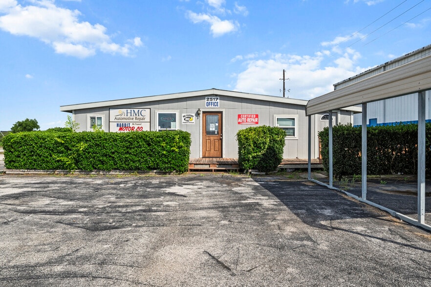 2517 S Interstate 35, San Marcos, TX for sale - Building Photo - Image 3 of 28