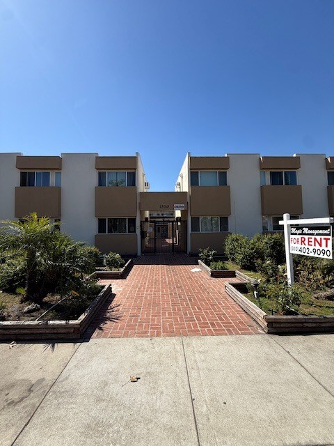 1530 E Broadway, Glendale, CA à vendre Photo principale- Image 1 de 11