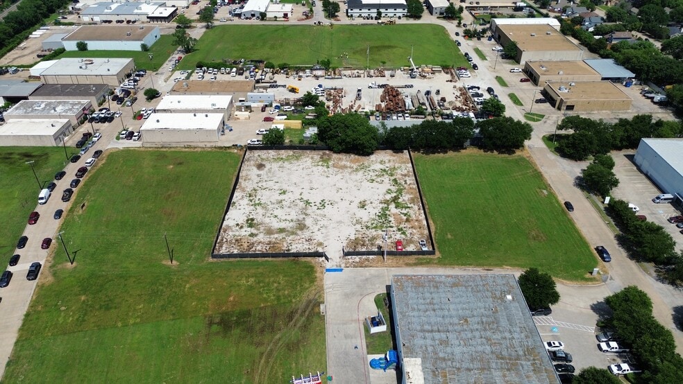 2601 Lawing Ln, Rowlett, TX for lease - Building Photo - Image 2 of 4