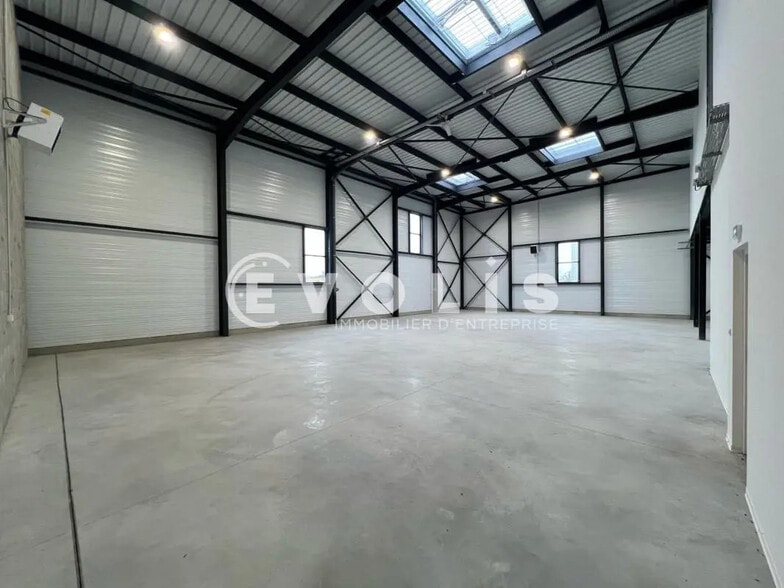 Flex dans Colombier-Saugnieu à louer - Photo intérieure - Image 3 de 10