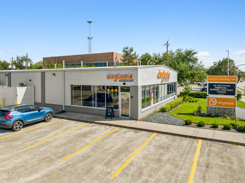 6015 Fairmont Pky, Pasadena, TX à louer - Photo du bâtiment - Image 2 de 15