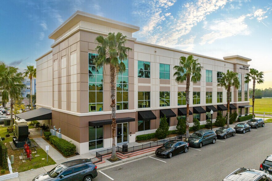 3701 W Avalon Park Blvd, Orlando, FL for lease - Building Photo - Image 2 of 12