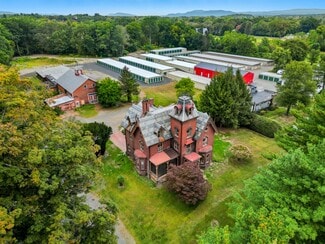 Plus de détails pour 18 Elm St, Hatfield, MA - Commerce de détail à vendre