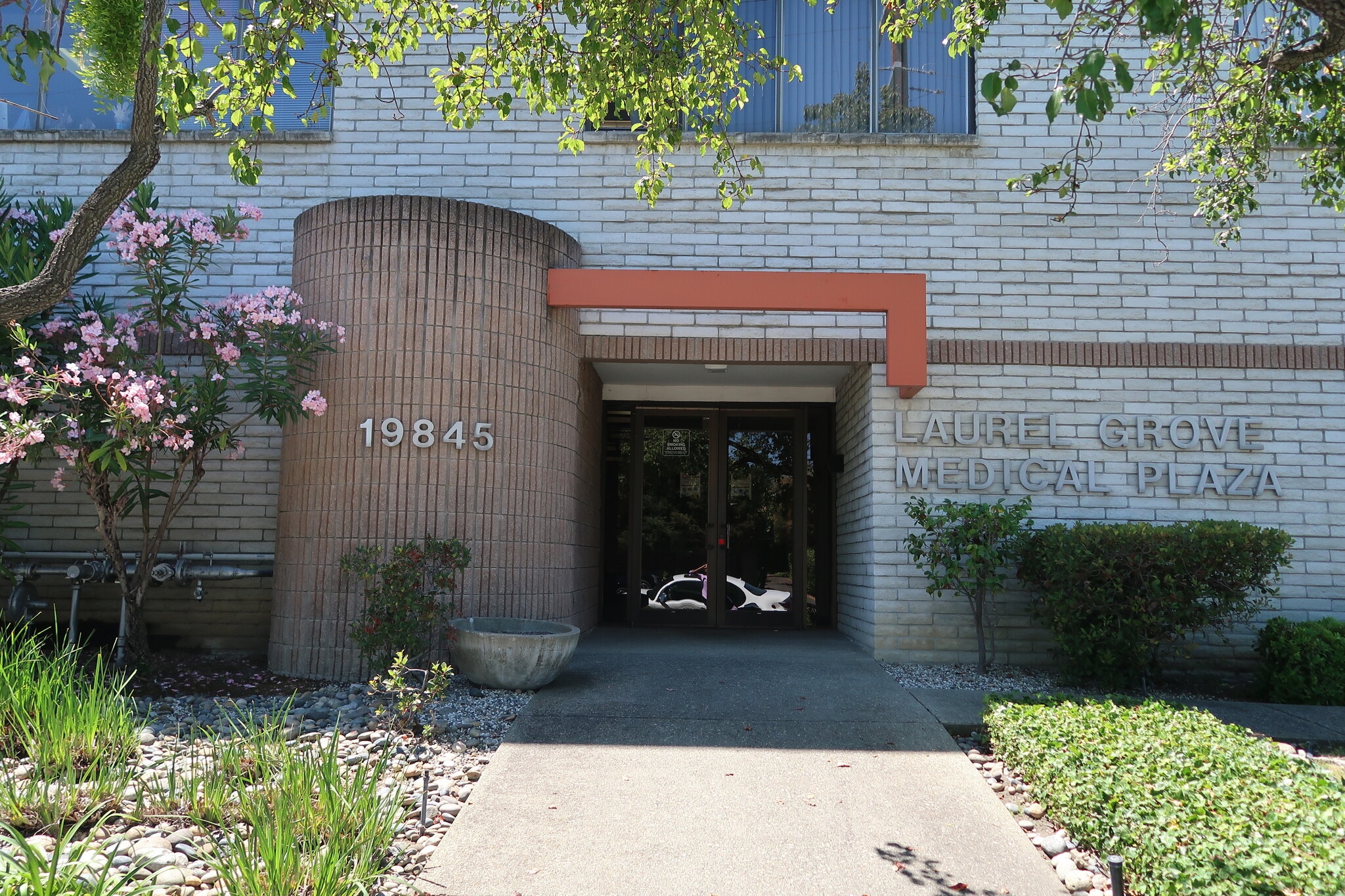 19837 Lake Chabot rd, Castro Valley, CA for sale Primary Photo- Image 1 of 6