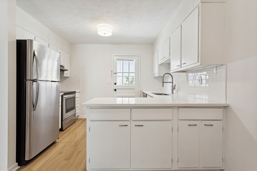 150 Jackson St, Newnan, GA for sale - Interior Photo - Image 3 of 6