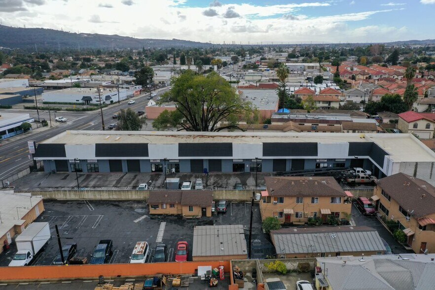 3015 N Durfee Ave, El Monte, CA à louer - Aérien - Image 3 de 10