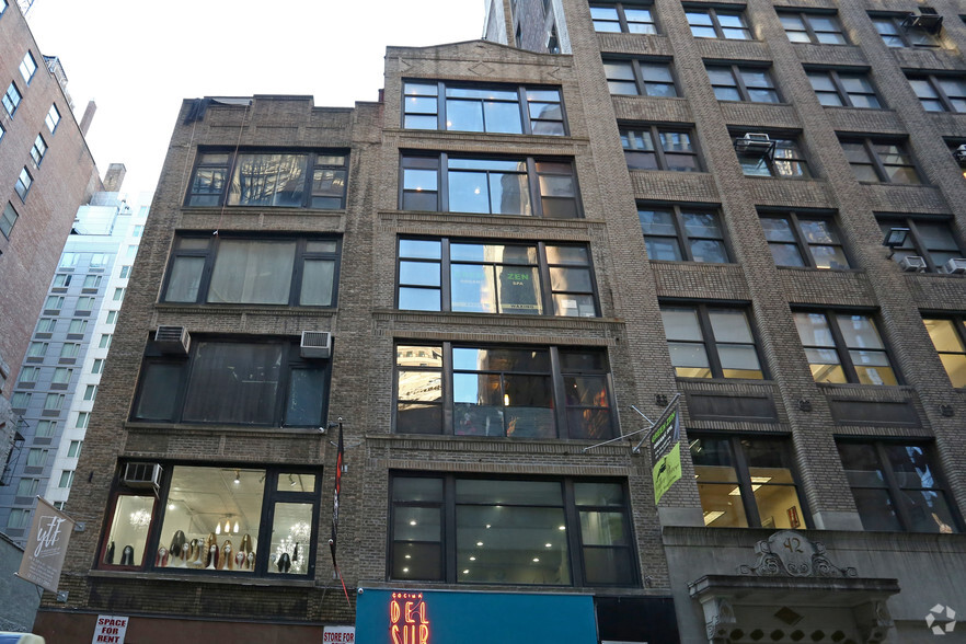 40 W 38th St, New York, NY for sale - Building Photo - Image 1 of 1