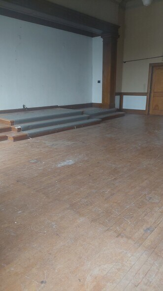 2-4 E Main St, Watertown, WI à louer - Photo du bâtiment - Image 2 de 7