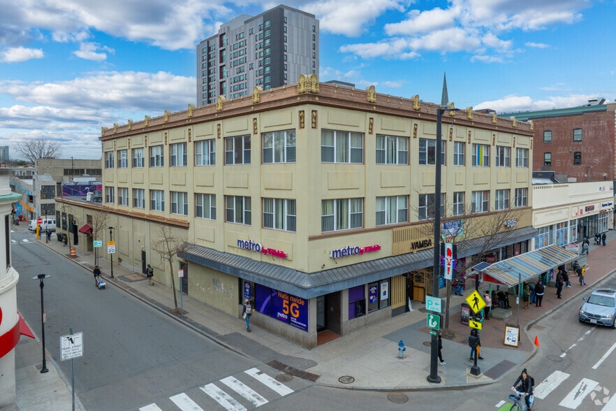 580 Massachusetts Ave, Cambridge, MA for lease - Building Photo - Image 1 of 5
