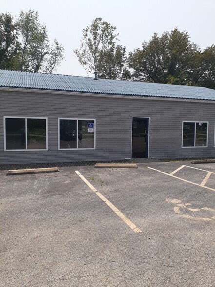 407 US Hwy 40, Troy, IL for sale - Building Photo - Image 1 of 1