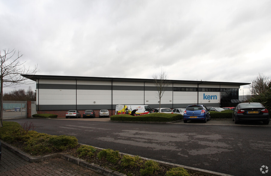 Concorde Way, Fareham for lease - Building Photo - Image 2 of 4