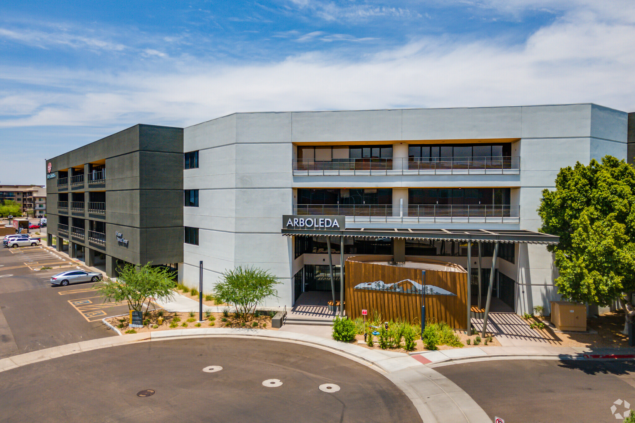 1661 E Camelback Rd, Phoenix, AZ for lease Building Photo- Image 1 of 18