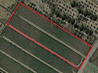 Plus de détails pour Terrain à vendre