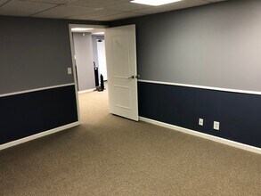 16225-16237 W Ryerson Rd, New Berlin, WI for lease Building Photo- Image 2 of 3