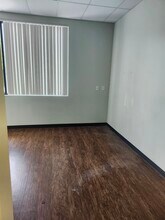 3710 168th Pl NE, Arlington, WA for lease Interior Photo- Image 2 of 10