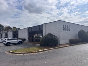 5990 Unity Dr, Norcross, GA à louer Photo intérieure- Image 1 de 7