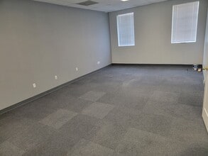 201 Enterprise Ave, League City, TX for lease Interior Photo- Image 2 of 3