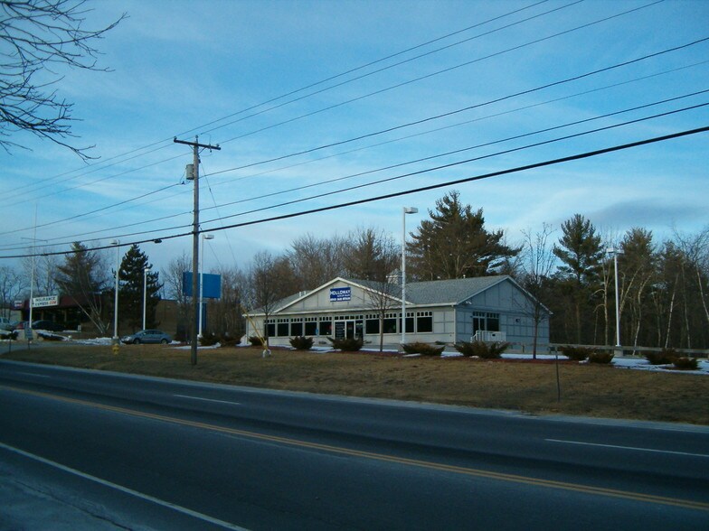282 N Broadway, Salem, NH à vendre - Photo du bâtiment - Image 3 de 25