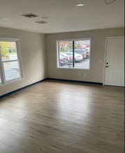 100 Oakland Ave, Port Jefferson, NY for lease Interior Photo- Image 2 of 3
