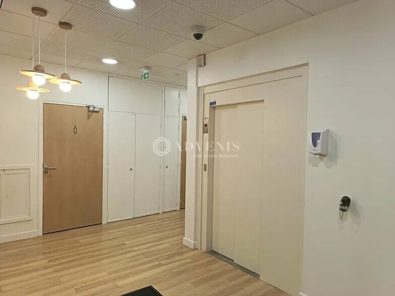 Bureau dans Lille à louer - Photo intérieure - Image 2 de 9