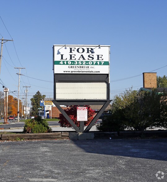 809 S Main St, Bowling Green, OH à louer - Photo du bâtiment - Image 3 de 3
