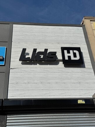 Plus de détails pour 168-05 Jamaica Ave, Jamaica, NY - Commerce de détail à louer