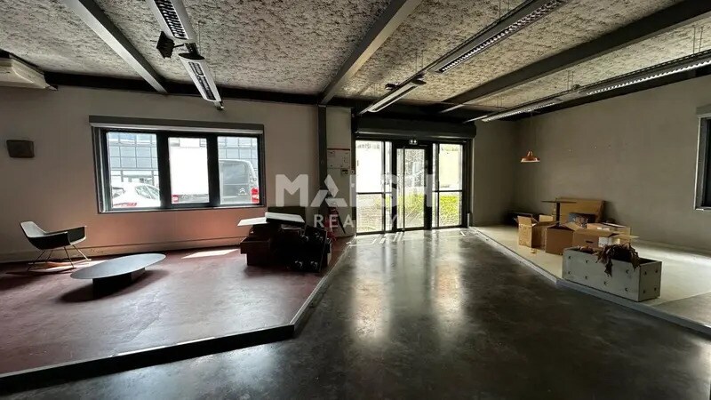 Flex in Villefranche-sur-Saône for lease - Building Photo - Image 3 of 21