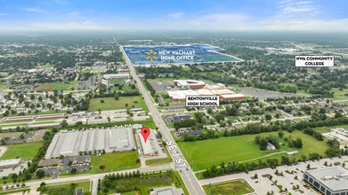 2200 SE J St, Bentonville, AR for lease Interior Photo- Image 2 of 20