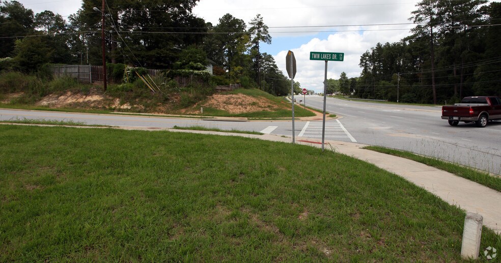 316 Furys Ferry Rd, Augusta, GA à vendre - Photo du bâtiment - Image 3 de 3