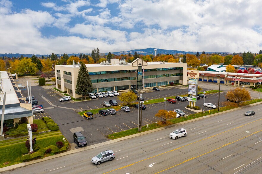 11707 E Sprague Ave, Spokane Valley, WA à louer - Photo du bâtiment - Image 3 de 36